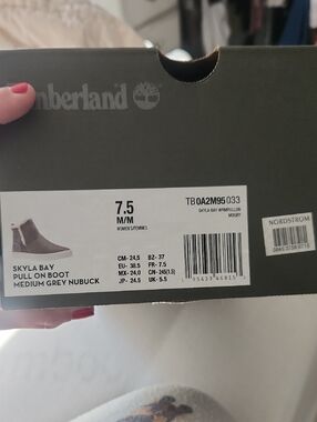 New Timberland Grey Suede Ankle Boot with White Sole